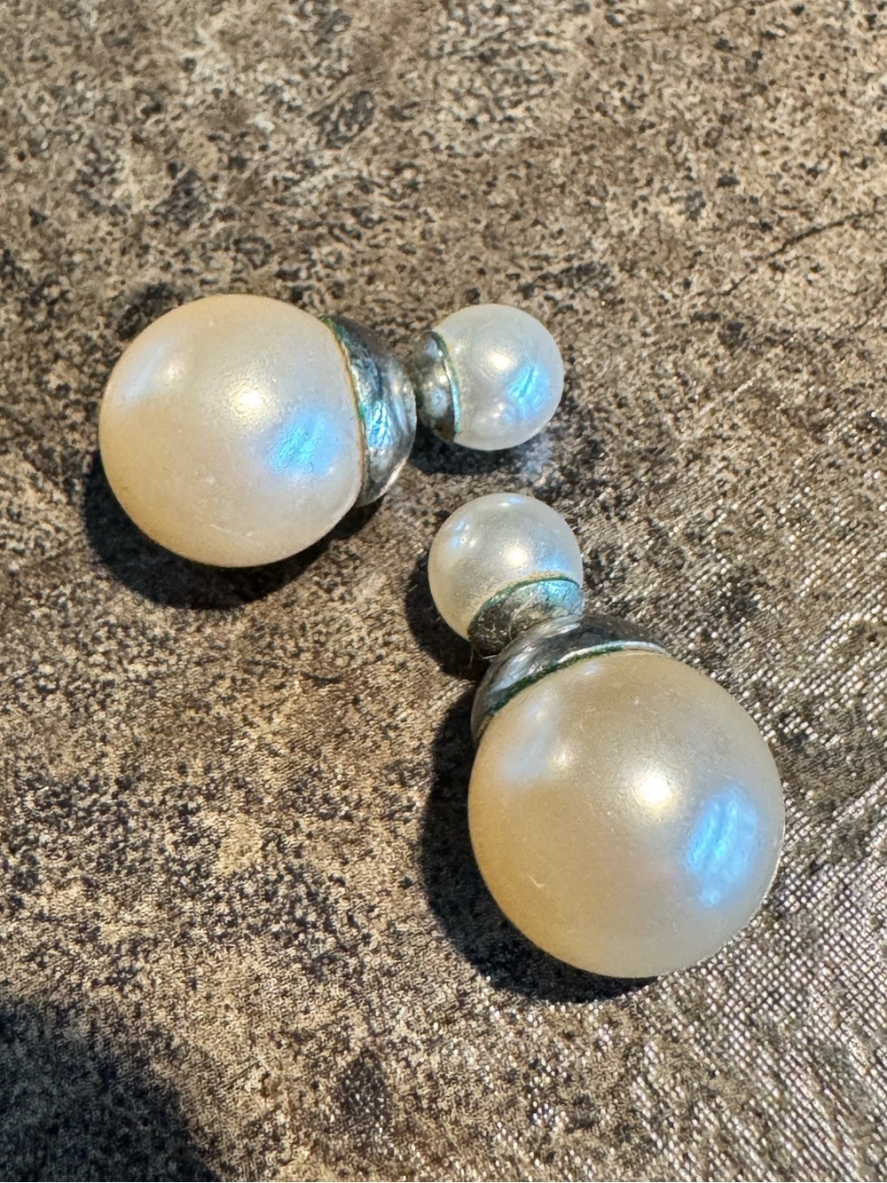 Pearl Double-Sided Stud Earrings Silver/Cream Pearl